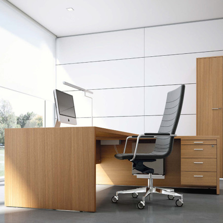Q-45 L-Shaped Desk | NuTrend