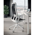 Q3 Ode Chair - Mesh Back Office Chair with Gas Lift