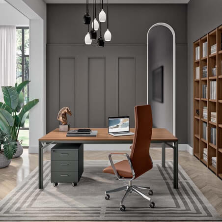 Q8 Management Desk | NuTrend