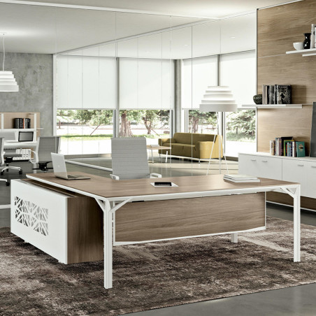 Q8 Management Desk Return | NuTrend