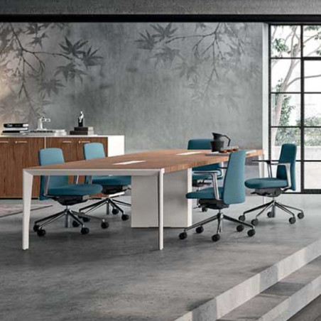 Q9 Boardroom Table for Conference and Meeting Rooms | NuTrend